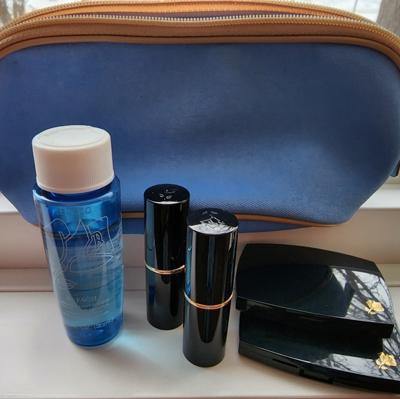 Lancome Gift - Picture 1 of 10